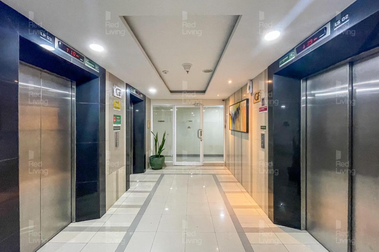 Redliving Apartemen Parahyangan Residence - Anton Rooms Bandung Exterior foto